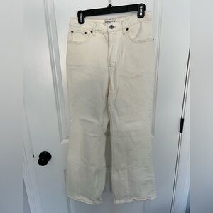 Abercrombie & Fitch Cream High-Rise Jeans